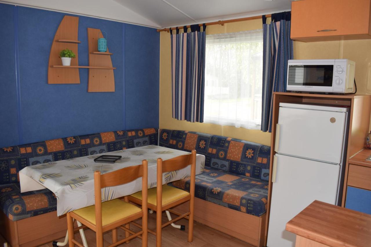 Camping Du Creulet Crouay Exteriör bild